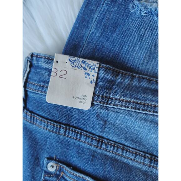 NEW Anthropologie Pilcro The Slim Boyfriend Distressed Jeans - 32 Waist - Picture 10 of 11